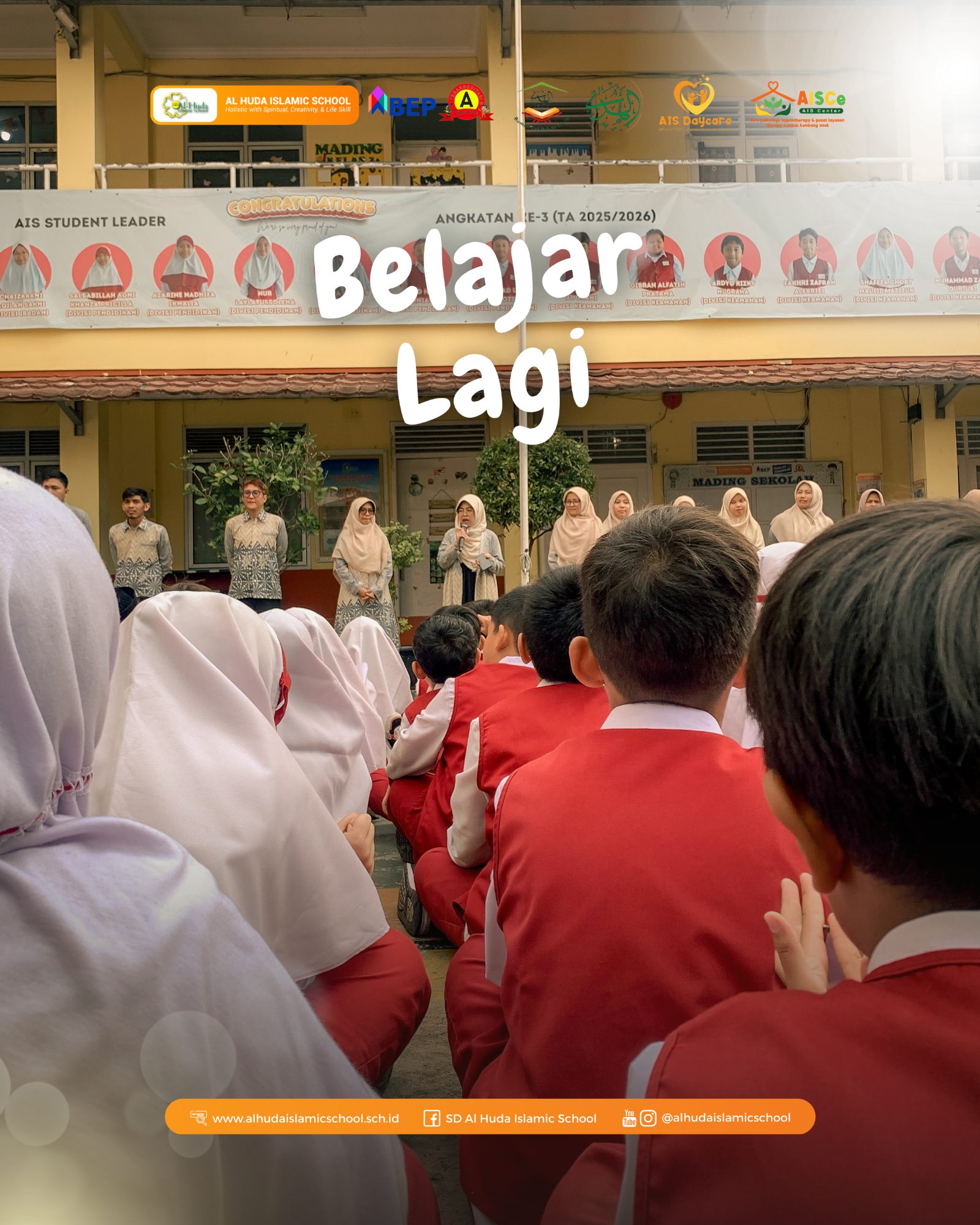 Senyum siswa Back To School